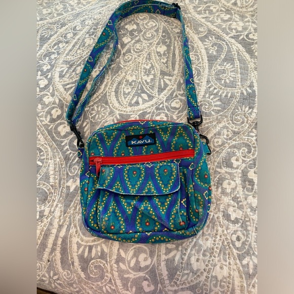 KAVU crossbody small purse geometric design - Picture 1 of 6